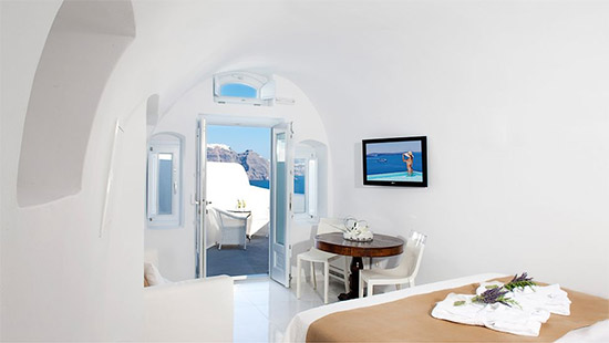 Canaves-Oia-Suites-3