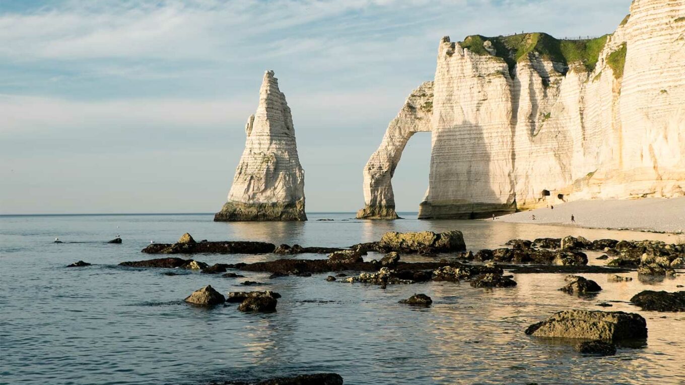 Étretat : ce qui attire tant les visiteurs