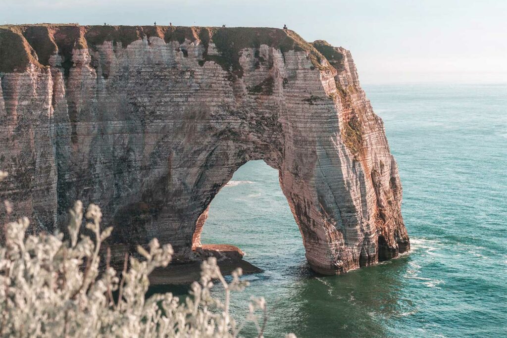 Étretat : ce qui attire tant les visiteurs