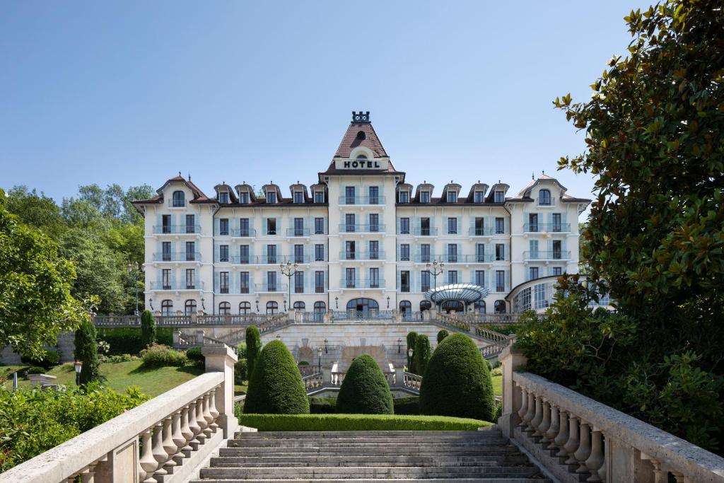 Le Palace De Menthon, un hôtel d’exception au bord du lac d’Annecy