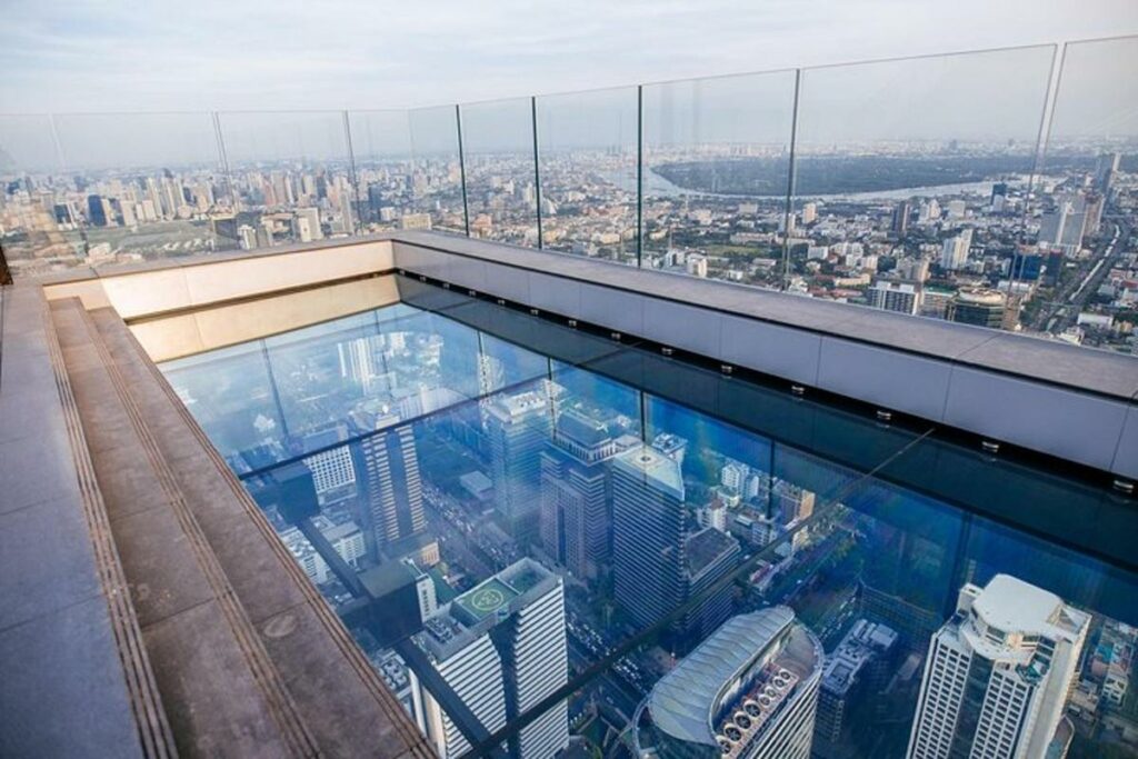 Mahanakhon Skywalk