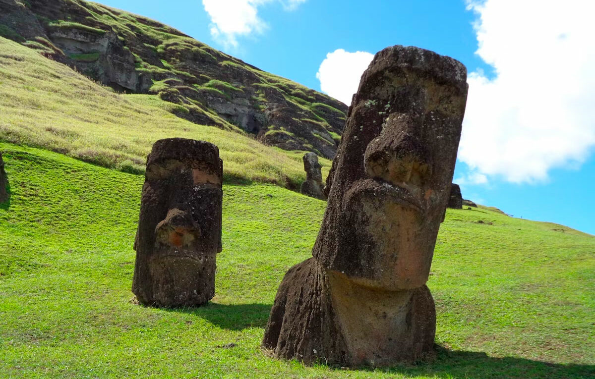 moai