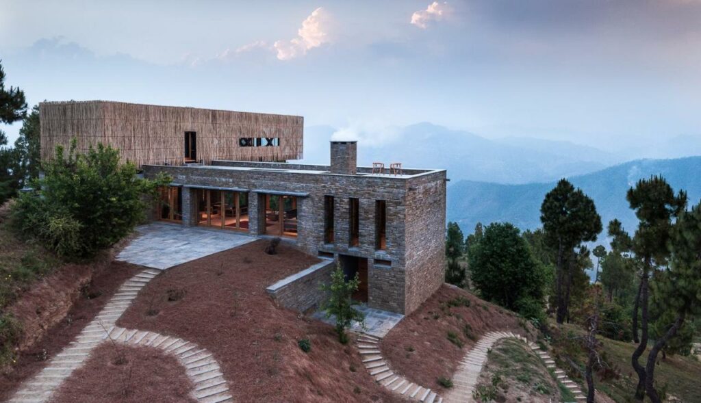The Kumaon, hôtel design et nature à Binsar