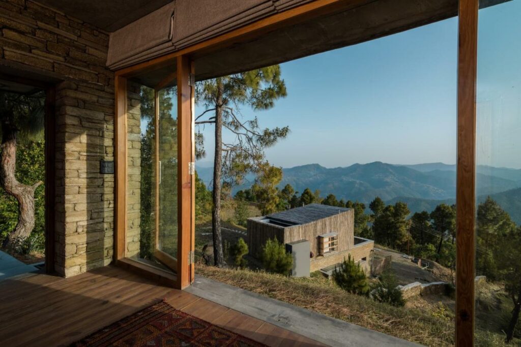 The Kumaon, hôtel design et nature à Binsar