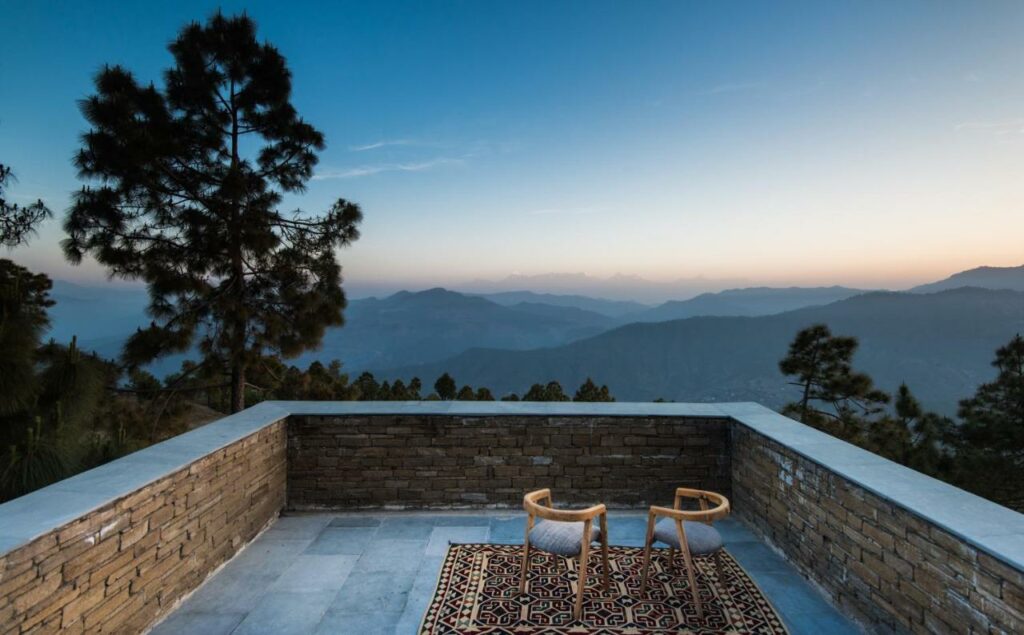 The Kumaon, hôtel design et nature à Binsar