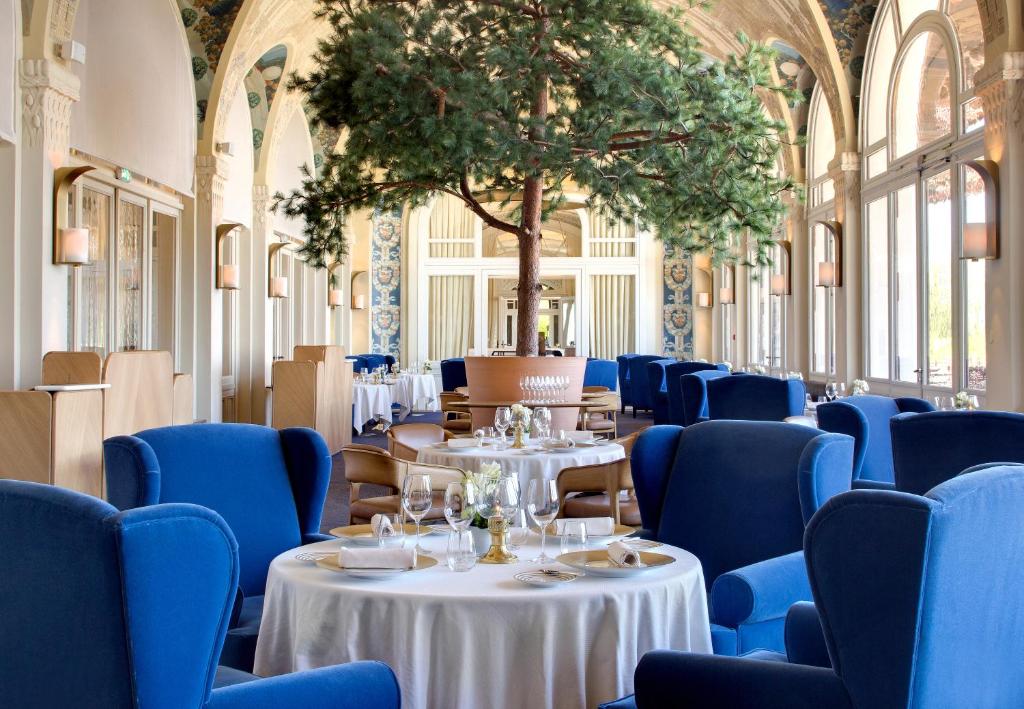Hôtel Royal à Évian-les-Bains