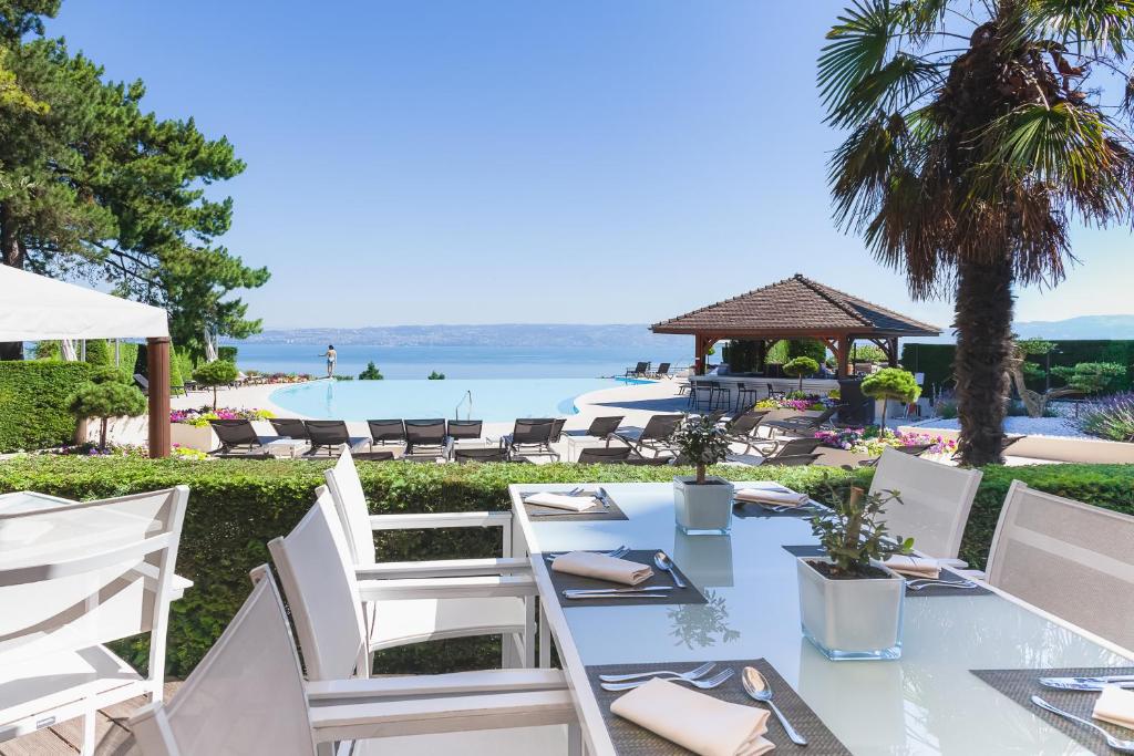 Hôtel Royal à Évian-les-Bains