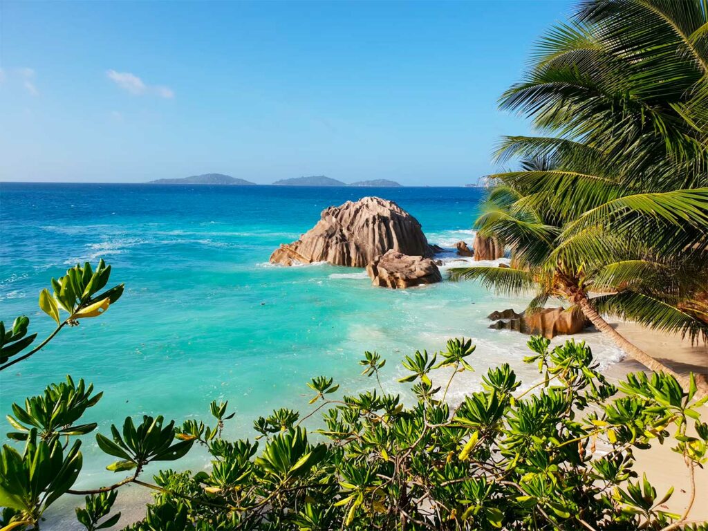 Seychelles : une destination de prestige redessinée pour les voyageurs fortunés